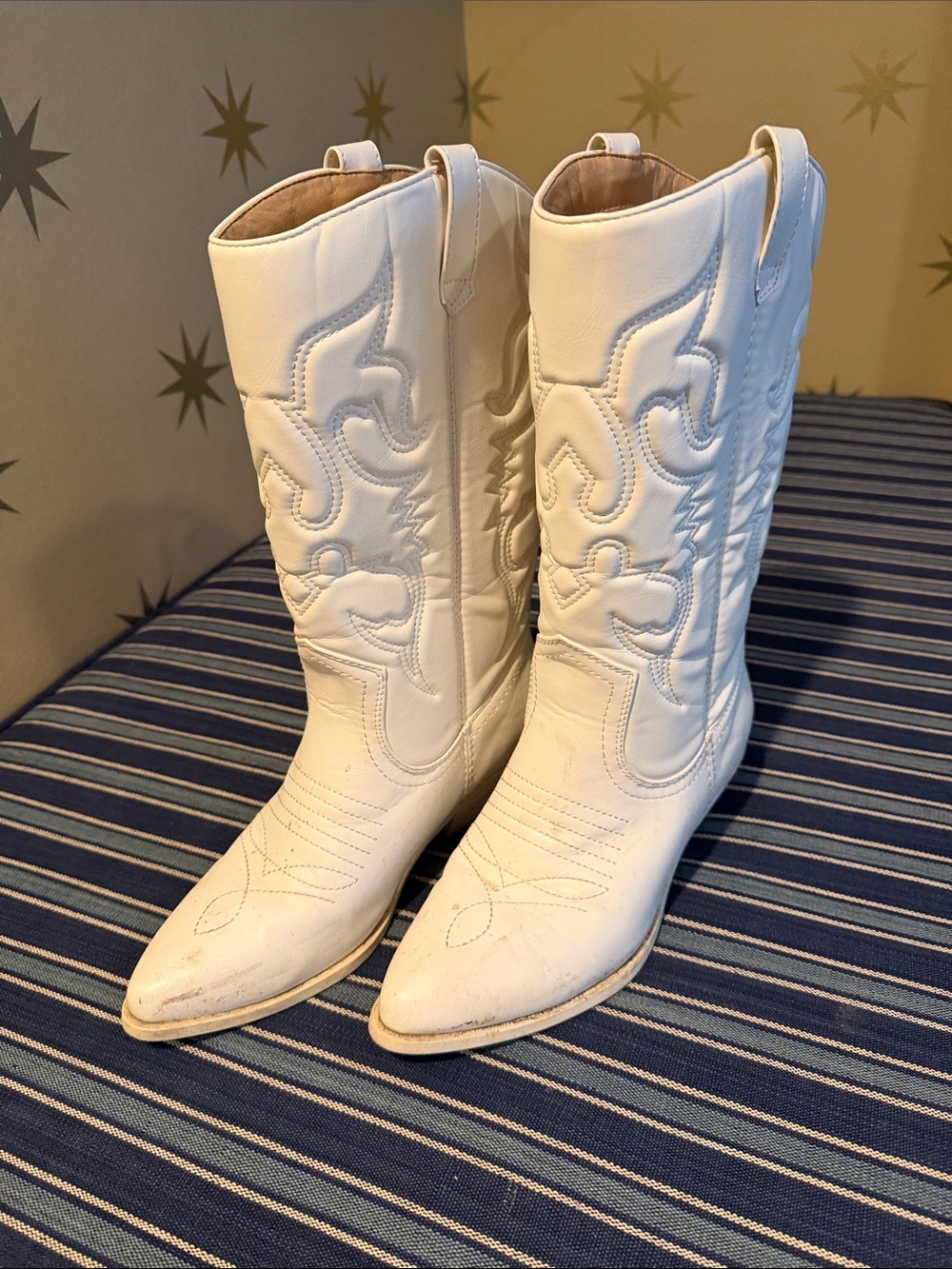 White Western Knee-High Cowboy Boots - Women's